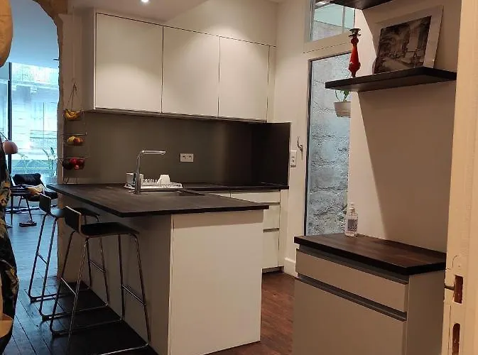 Studio Bordeaux Apartman *